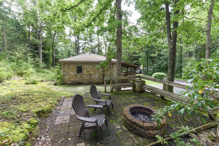 Cozy Cottage Fire Pit Fire Pit at Cozy Cottage