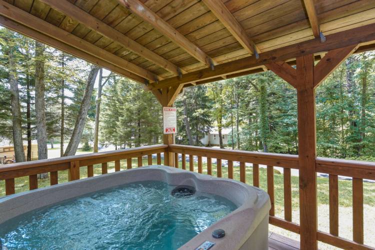 Cozy Cottage Hot Tub Hot Tub at Cozy Cottage Deep Creek Lake