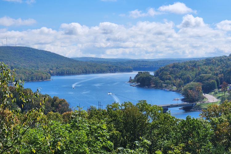Rocky Mountain Lodge | Deep Creek Lake, Maryland