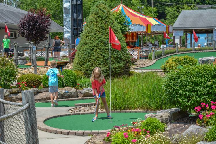 Mini Golf at Deep Creek Lake