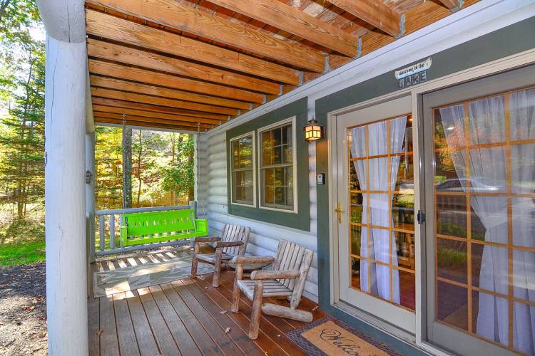 Porch at Whitewater Lodge Deep Creek Lake