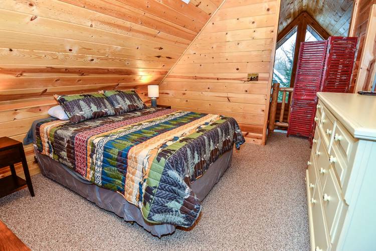 Bedroom at Lucky Stars Deep Creek Lake