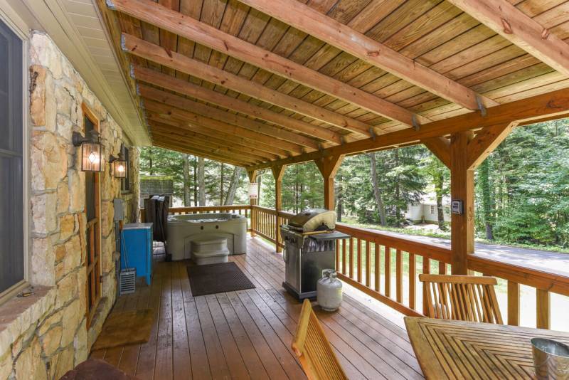 Cozy Cottage Deck Deck at Cozy Cottage Deep Creek Lake